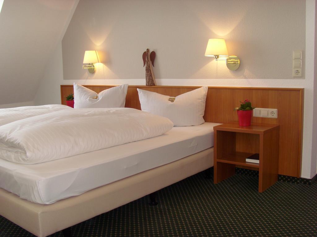 Herbertingen Hotel & Restaurant Engel מראה חיצוני תמונה