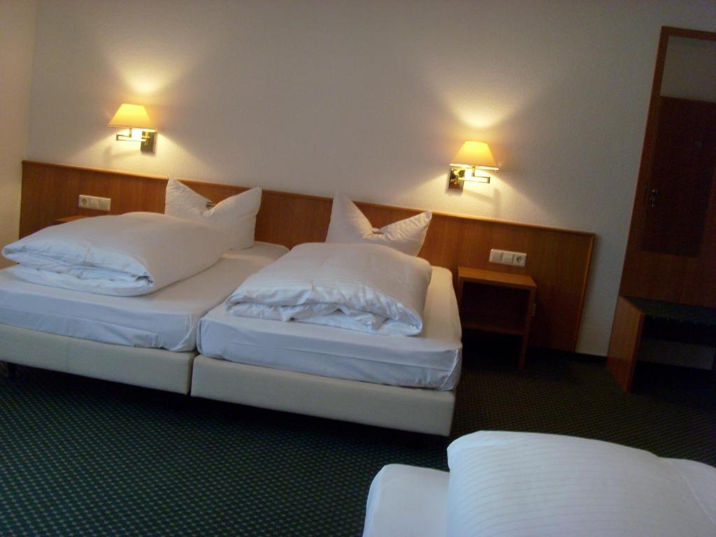 Herbertingen Hotel & Restaurant Engel מראה חיצוני תמונה